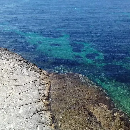 The April Maisonette *